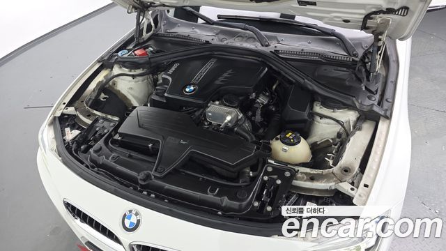 BMW 3-Series 2016 — photo 6