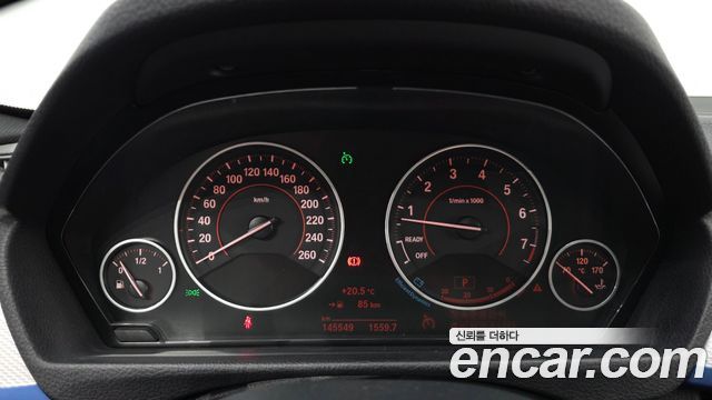 BMW 3-Series 2016 — photo 8