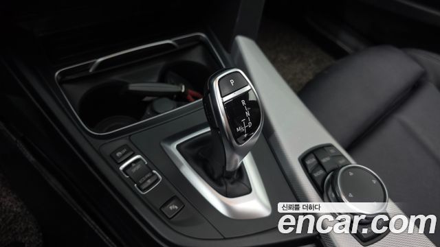 BMW 3-Series 2016 — photo 9