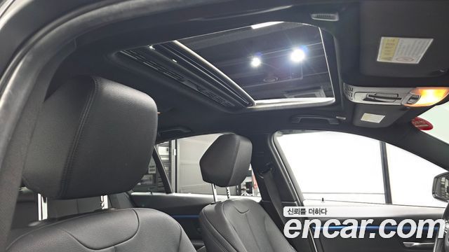 BMW 3-Series 2016 — photo 17