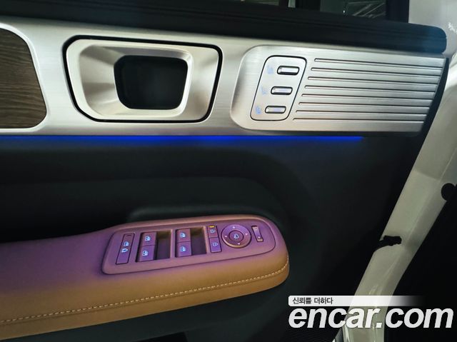 Hyundai Santafe 2024 — photo 13