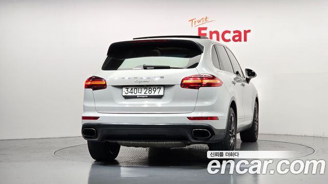 Porsche Cayenne 2016 — photo 4