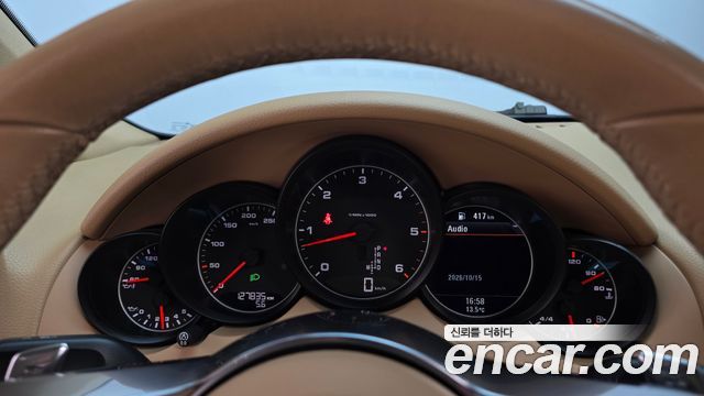 Porsche Cayenne 2016 — photo 8