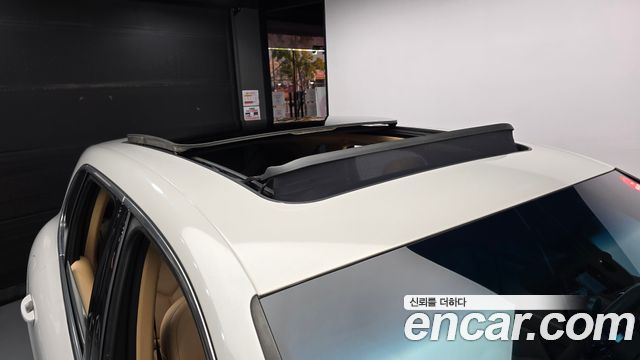 Porsche Cayenne 2016 — photo 16