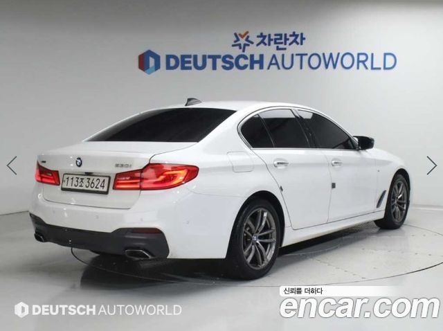 BMW 5-Series 2018 — photo 2