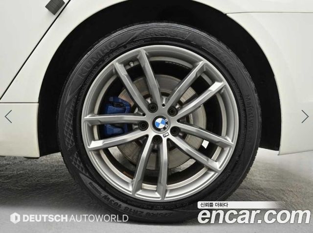 BMW 5-Series 2018 — photo 5