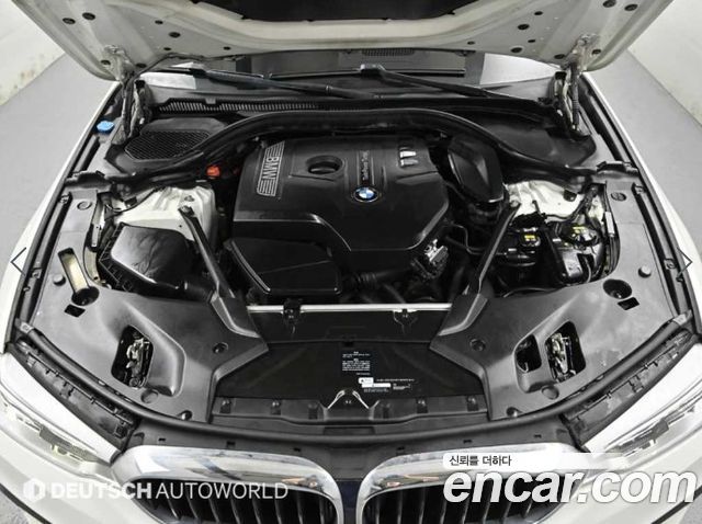 BMW 5-Series 2018 — photo 6