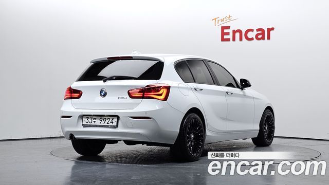 BMW 1-Series 2016 — photo 2
