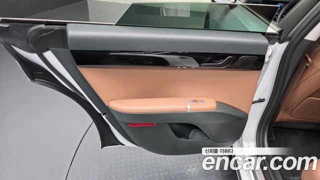 Hyundai Grandeur 2023 — photo 15