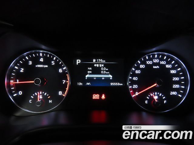 Kia K3 2022 — photo 8