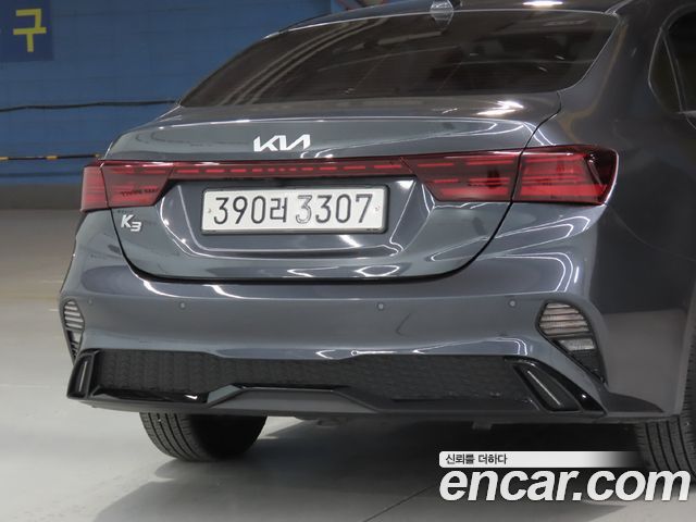 Kia K3 2022 — photo 17