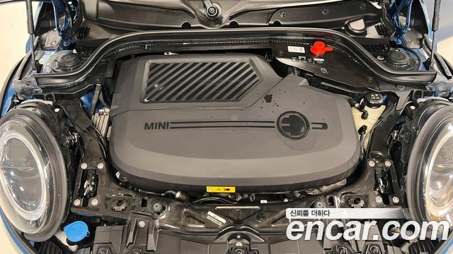 Mini Cooper 2024 — photo 6