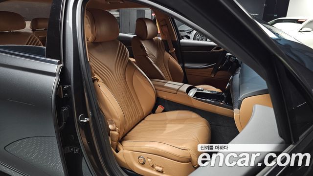 Genesis G80 2021 — photo 13