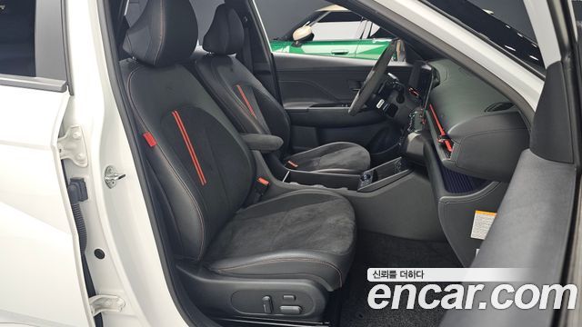 Hyundai Kona 2023 — photo 17
