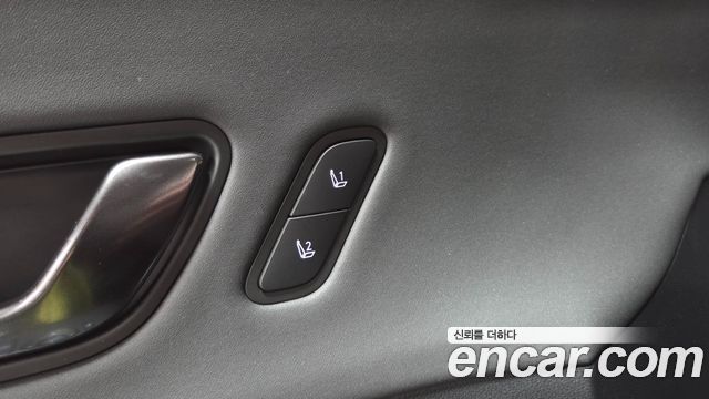 Hyundai Kona 2023 — photo 19
