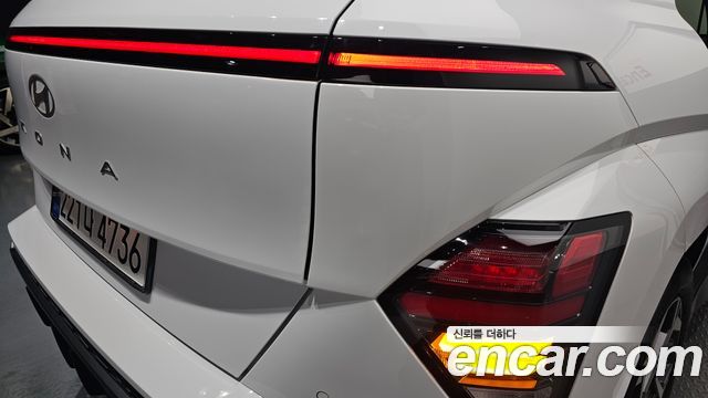 Hyundai Kona 2023 — photo 9