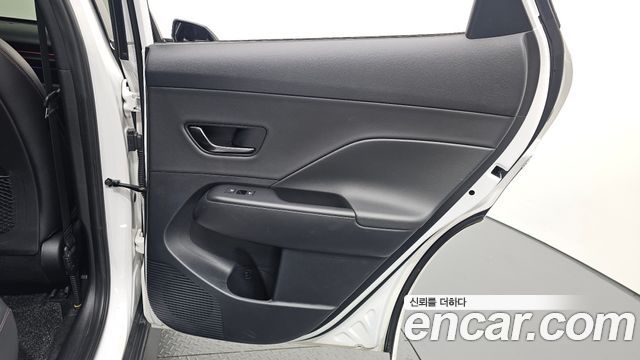 Hyundai Kona 2023 — photo 15