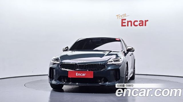 Kia Stinger 2023 — photo 3