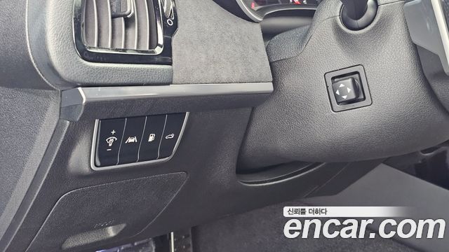 Kia Stinger 2023 — photo 22