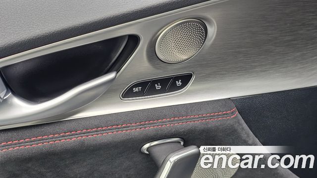 Kia Stinger 2023 — photo 23