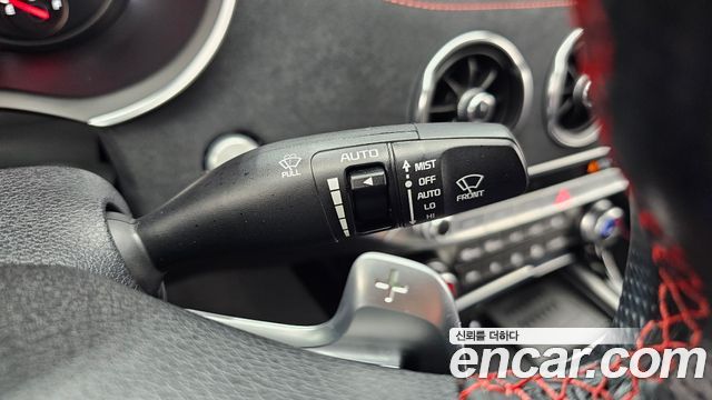 Kia Stinger 2023 — photo 26