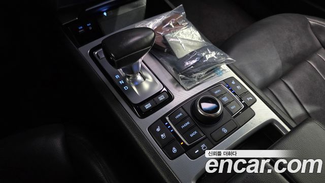 Genesis G80 2017 — photo 9
