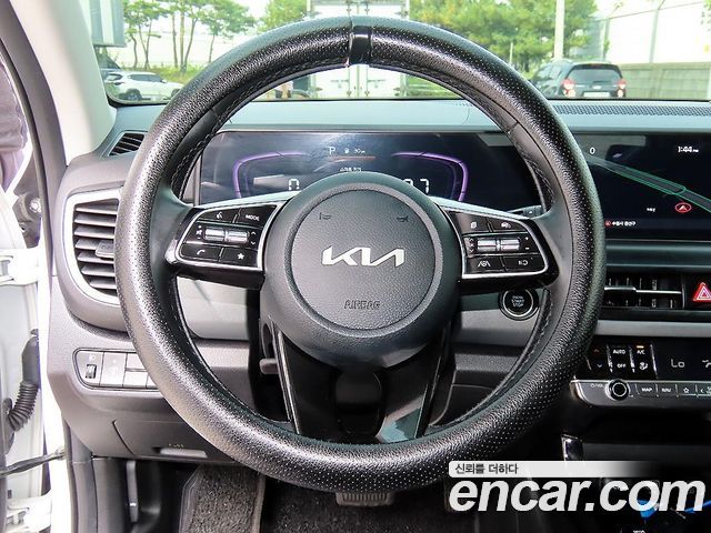 Kia Seltos 2025 — photo 8