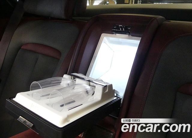 Rolls-Royce Ghost 2022 — photo 15