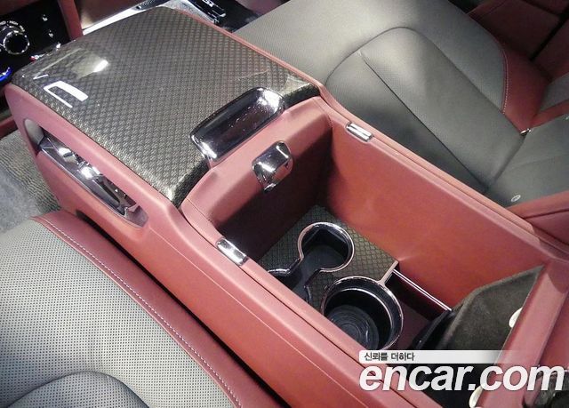 Rolls-Royce Ghost 2022 — photo 16