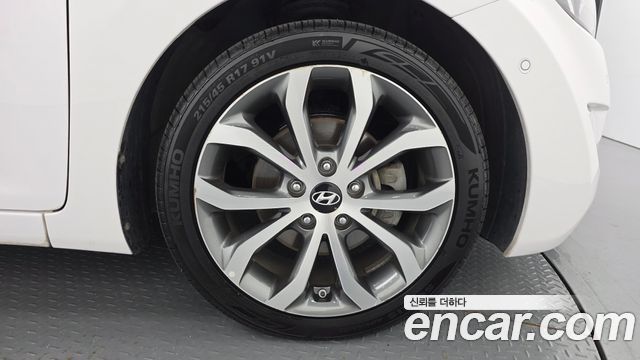 Hyundai AVANTE 2014 — photo 5