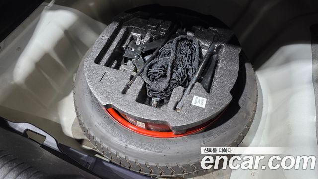 Hyundai AVANTE 2014 — photo 16