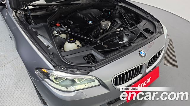 BMW 5-Series 2016 — photo 6