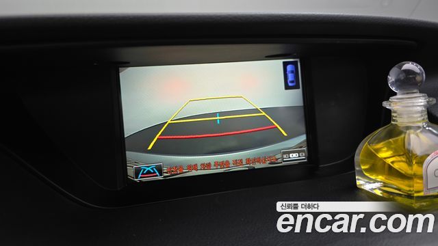 Lexus ES 2017 — photo 20