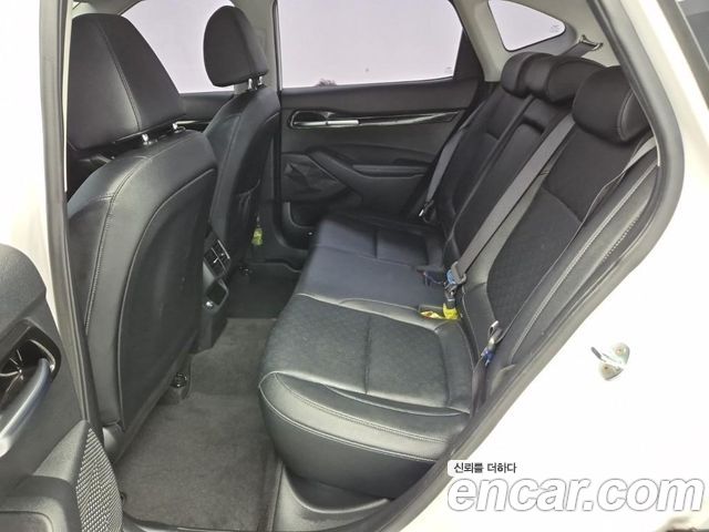 Kia Seltos 2023 — photo 10