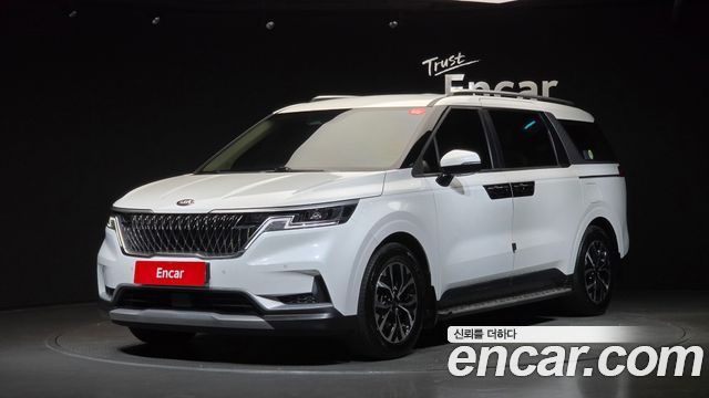 Kia Canival 2021 — photo 1