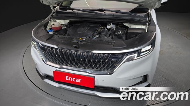 Kia Canival 2021 — photo 6
