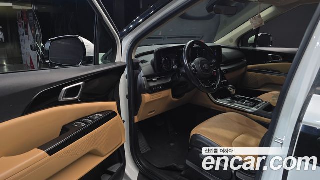 Kia Canival 2021 — photo 10