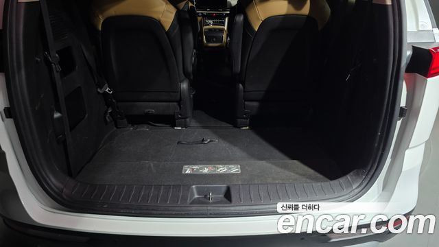 Kia Canival 2021 — photo 20