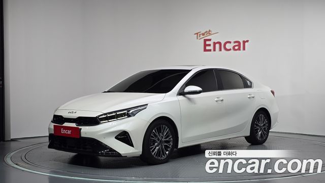 Kia K3 2022 — photo 1