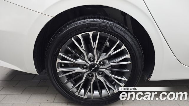 Kia K3 2022 — photo 5
