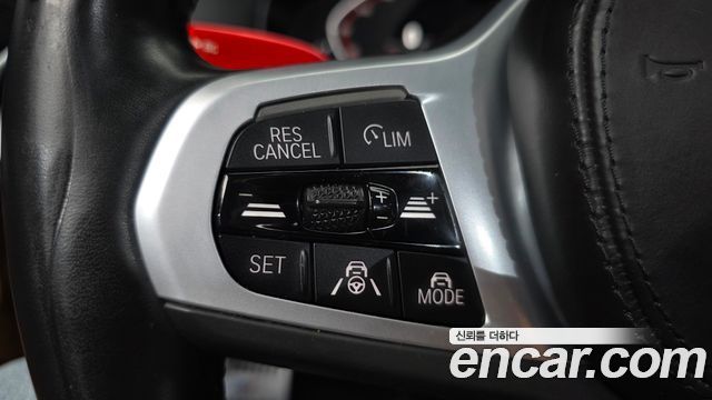 BMW 5-Series 2023 — photo 30