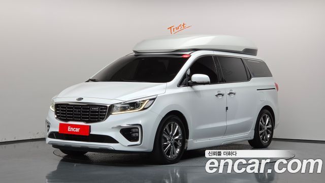 Kia Canival 2019 — photo 1