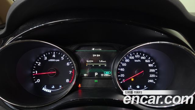 Kia Canival 2019 — photo 11
