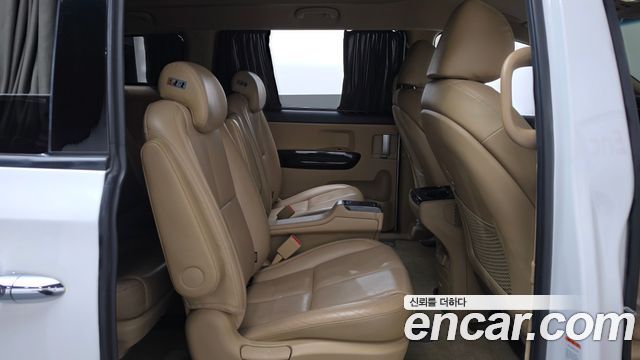 Kia Canival 2019 — photo 17