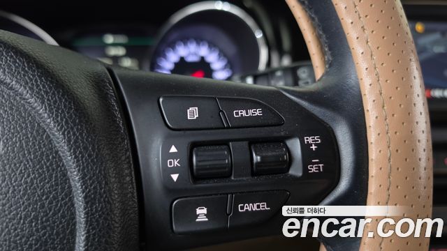 Kia Canival 2019 — photo 23