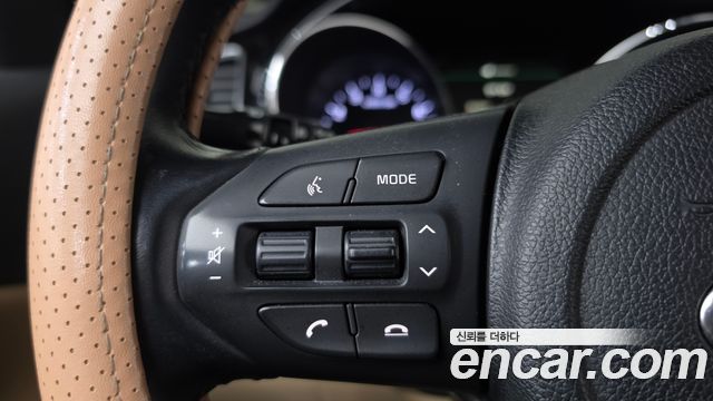 Kia Canival 2019 — photo 24