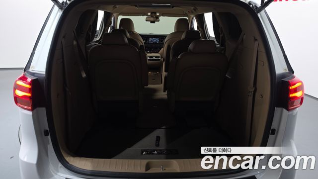 Kia Canival 2019 — photo 26