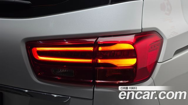 Kia Canival 2019 — photo 9