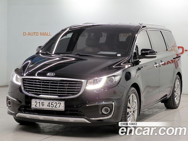 Kia Canival 2017 — photo 1