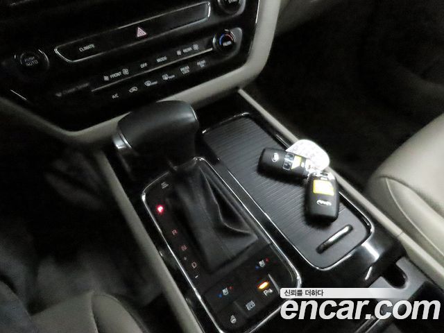 Kia Canival 2017 — photo 9